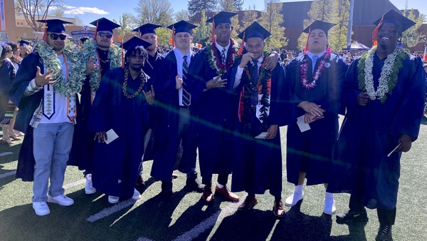 Snow College Graduates